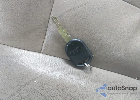 2005 Mercury Grand Marquis Ls/Lse z USA, uszkodzony, nr VIN 2MEFM75W15X647907